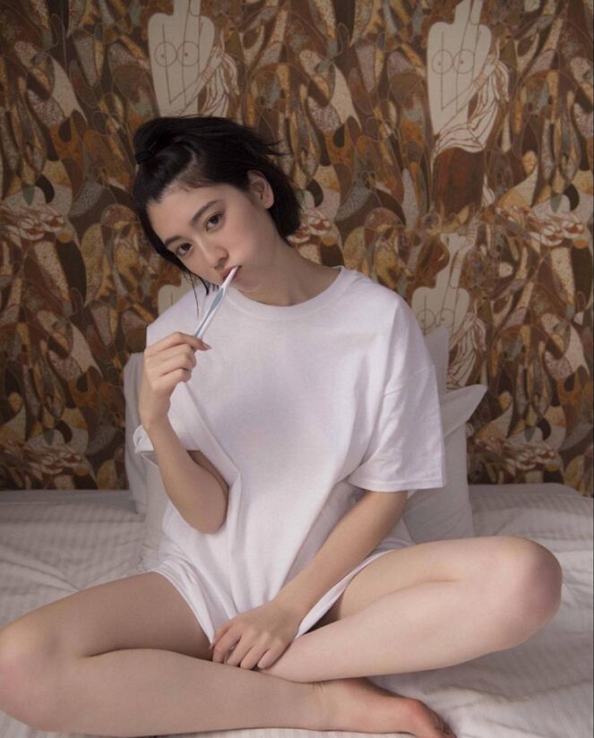 周杰伦说好不哭MV女主三吉彩花写真图片 三吉彩花高清生活照