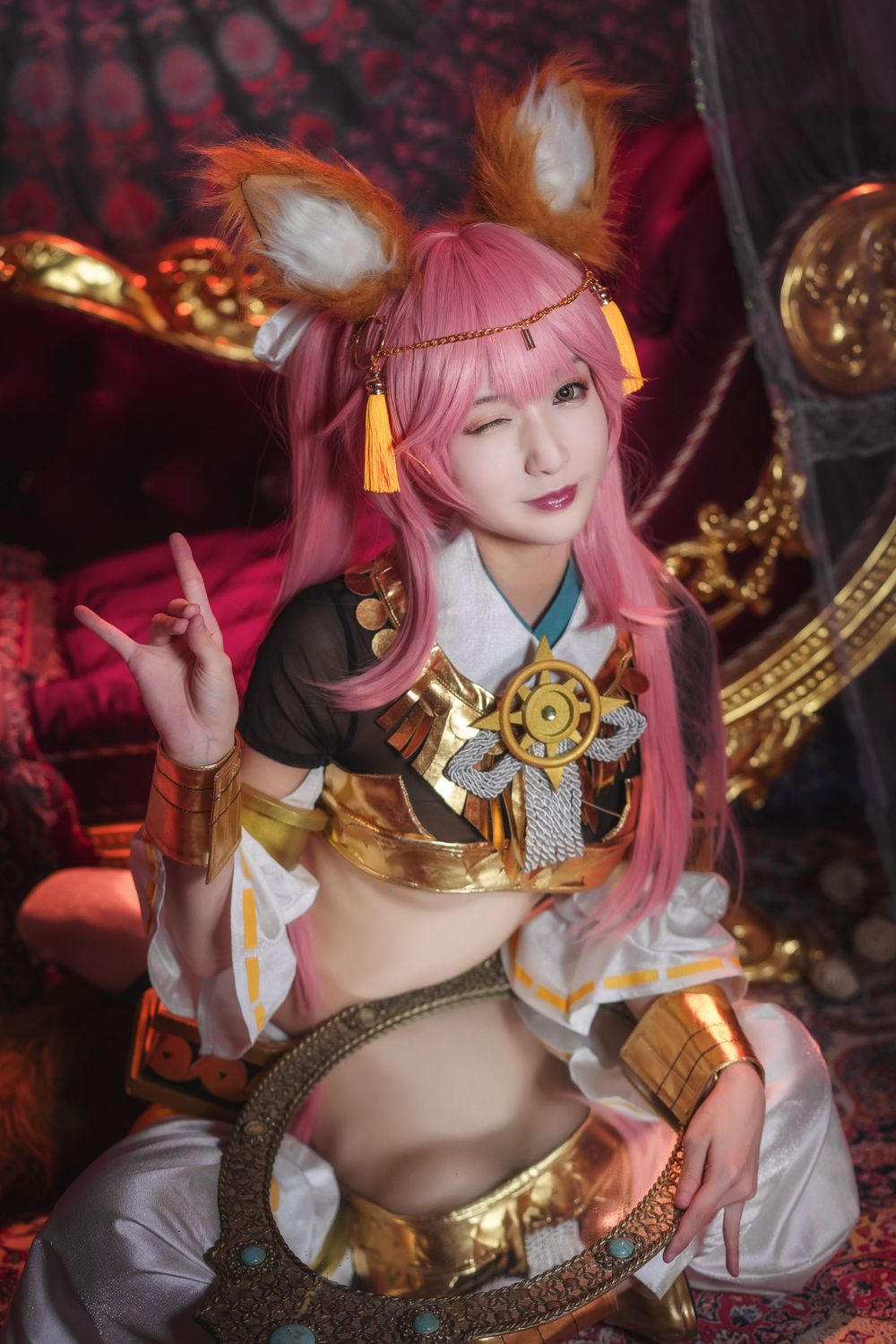 网络美女铁板烧鬼舞w微露小蛮腰COSPLAY九尾妖狐玉藻前